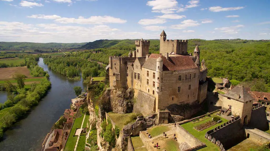 chateau beynac.jpg